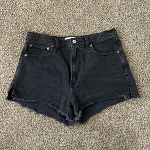 Abercrombie and Fitch Mom Shorts - High Rise